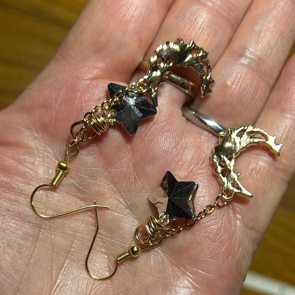 3/$25 Purple Star and Crescent Moon Earrings - Picture 2 of 4
